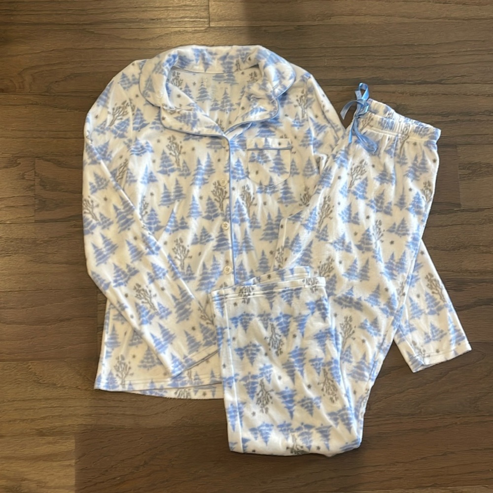 Croft & Borrow Fleece Pajama Set - Size XS
